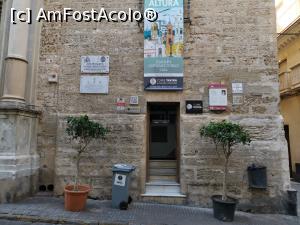 [P12] Intrare Torre Tavira - turnul de veghe al portului Cádiz.  » foto by Aurici
 - 
<span class="allrVoted glyphicon glyphicon-heart hidden" id="av1100082"></span>
<a class="m-l-10 hidden" id="sv1100082" onclick="voting_Foto_DelVot(,1100082,7560)" role="button">șterge vot <span class="glyphicon glyphicon-remove"></span></a>
<a id="v91100082" class=" c-red"  onclick="voting_Foto_SetVot(1100082)" role="button"><span class="glyphicon glyphicon-heart-empty"></span> <b>LIKE</b> = Votează poza</a> <img class="hidden"  id="f1100082W9" src="/imagini/loader.gif" border="0" /><span class="AjErrMes hidden" id="e1100082ErM"></span>