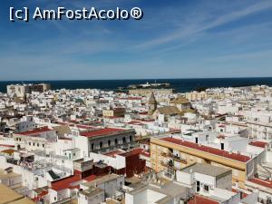 [P14] Vedere spre castelul Santa Catalina de pe terasa Turnului Tavira.  » foto by Aurici
 - 
<span class="allrVoted glyphicon glyphicon-heart hidden" id="av1100091"></span>
<a class="m-l-10 hidden" id="sv1100091" onclick="voting_Foto_DelVot(,1100091,7560)" role="button">șterge vot <span class="glyphicon glyphicon-remove"></span></a>
<a id="v91100091" class=" c-red"  onclick="voting_Foto_SetVot(1100091)" role="button"><span class="glyphicon glyphicon-heart-empty"></span> <b>LIKE</b> = Votează poza</a> <img class="hidden"  id="f1100091W9" src="/imagini/loader.gif" border="0" /><span class="AjErrMes hidden" id="e1100091ErM"></span>