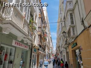 [P18] Străduțe în Cádiz.  » foto by Aurici
 - 
<span class="allrVoted glyphicon glyphicon-heart hidden" id="av1100113"></span>
<a class="m-l-10 hidden" id="sv1100113" onclick="voting_Foto_DelVot(,1100113,7560)" role="button">șterge vot <span class="glyphicon glyphicon-remove"></span></a>
<a id="v91100113" class=" c-red"  onclick="voting_Foto_SetVot(1100113)" role="button"><span class="glyphicon glyphicon-heart-empty"></span> <b>LIKE</b> = Votează poza</a> <img class="hidden"  id="f1100113W9" src="/imagini/loader.gif" border="0" /><span class="AjErrMes hidden" id="e1100113ErM"></span>