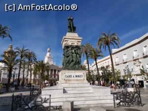 [P04] Piața Primăriei din Cádiz.  » foto by Aurici
 - 
<span class="allrVoted glyphicon glyphicon-heart hidden" id="av1100073"></span>
<a class="m-l-10 hidden" id="sv1100073" onclick="voting_Foto_DelVot(,1100073,7560)" role="button">șterge vot <span class="glyphicon glyphicon-remove"></span></a>
<a id="v91100073" class=" c-red"  onclick="voting_Foto_SetVot(1100073)" role="button"><span class="glyphicon glyphicon-heart-empty"></span> <b>LIKE</b> = Votează poza</a> <img class="hidden"  id="f1100073W9" src="/imagini/loader.gif" border="0" /><span class="AjErrMes hidden" id="e1100073ErM"></span>