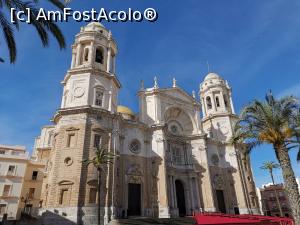 [P07] Catedrala din Cádiz.  » foto by Aurici
 - 
<span class="allrVoted glyphicon glyphicon-heart hidden" id="av1100076"></span>
<a class="m-l-10 hidden" id="sv1100076" onclick="voting_Foto_DelVot(,1100076,7560)" role="button">șterge vot <span class="glyphicon glyphicon-remove"></span></a>
<a id="v91100076" class=" c-red"  onclick="voting_Foto_SetVot(1100076)" role="button"><span class="glyphicon glyphicon-heart-empty"></span> <b>LIKE</b> = Votează poza</a> <img class="hidden"  id="f1100076W9" src="/imagini/loader.gif" border="0" /><span class="AjErrMes hidden" id="e1100076ErM"></span>