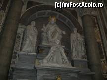 [P04] interiorul Basilicii Sf Petru » foto by mbrandusa
 - 
<span class="allrVoted glyphicon glyphicon-heart hidden" id="av298301"></span>
<a class="m-l-10 hidden" id="sv298301" onclick="voting_Foto_DelVot(,298301,7566)" role="button">șterge vot <span class="glyphicon glyphicon-remove"></span></a>
<a id="v9298301" class=" c-red"  onclick="voting_Foto_SetVot(298301)" role="button"><span class="glyphicon glyphicon-heart-empty"></span> <b>LIKE</b> = Votează poza</a> <img class="hidden"  id="f298301W9" src="/imagini/loader.gif" border="0" /><span class="AjErrMes hidden" id="e298301ErM"></span>