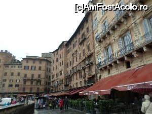 [P23] In Piazza del Campo » foto by amero
 - 
<span class="allrVoted glyphicon glyphicon-heart hidden" id="av690427"></span>
<a class="m-l-10 hidden" id="sv690427" onclick="voting_Foto_DelVot(,690427,7576)" role="button">șterge vot <span class="glyphicon glyphicon-remove"></span></a>
<a id="v9690427" class=" c-red"  onclick="voting_Foto_SetVot(690427)" role="button"><span class="glyphicon glyphicon-heart-empty"></span> <b>LIKE</b> = Votează poza</a> <img class="hidden"  id="f690427W9" src="/imagini/loader.gif" border="0" /><span class="AjErrMes hidden" id="e690427ErM"></span>
