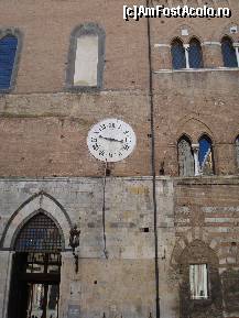 [P15] Siena - Spitalul Santa monica della scala unde  s-au inceput primele cercetari in  medicina si farmacie » foto by Diaura*
 - 
<span class="allrVoted glyphicon glyphicon-heart hidden" id="av141262"></span>
<a class="m-l-10 hidden" id="sv141262" onclick="voting_Foto_DelVot(,141262,7576)" role="button">șterge vot <span class="glyphicon glyphicon-remove"></span></a>
<a id="v9141262" class=" c-red"  onclick="voting_Foto_SetVot(141262)" role="button"><span class="glyphicon glyphicon-heart-empty"></span> <b>LIKE</b> = Votează poza</a> <img class="hidden"  id="f141262W9" src="/imagini/loader.gif" border="0" /><span class="AjErrMes hidden" id="e141262ErM"></span>