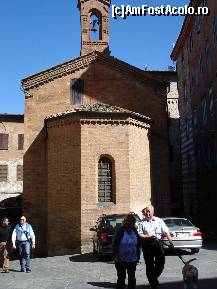 [P06] Siena - biserica de contrada ( de cartier ) » foto by Diaura*
 - 
<span class="allrVoted glyphicon glyphicon-heart hidden" id="av141249"></span>
<a class="m-l-10 hidden" id="sv141249" onclick="voting_Foto_DelVot(,141249,7576)" role="button">șterge vot <span class="glyphicon glyphicon-remove"></span></a>
<a id="v9141249" class=" c-red"  onclick="voting_Foto_SetVot(141249)" role="button"><span class="glyphicon glyphicon-heart-empty"></span> <b>LIKE</b> = Votează poza</a> <img class="hidden"  id="f141249W9" src="/imagini/loader.gif" border="0" /><span class="AjErrMes hidden" id="e141249ErM"></span>