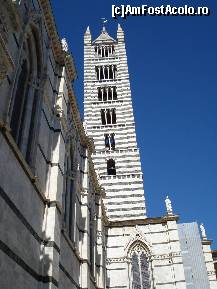 [P23] Siena-Catedrala St.Maria sau  Domul din Siena - turnul catedralei » foto by Diaura*
 - 
<span class="allrVoted glyphicon glyphicon-heart hidden" id="av143016"></span>
<a class="m-l-10 hidden" id="sv143016" onclick="voting_Foto_DelVot(,143016,7576)" role="button">șterge vot <span class="glyphicon glyphicon-remove"></span></a>
<a id="v9143016" class=" c-red"  onclick="voting_Foto_SetVot(143016)" role="button"><span class="glyphicon glyphicon-heart-empty"></span> <b>LIKE</b> = Votează poza</a> <img class="hidden"  id="f143016W9" src="/imagini/loader.gif" border="0" /><span class="AjErrMes hidden" id="e143016ErM"></span>