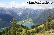 [P01] Pertisau, inconjurat de frumuseti: lacul Achensee, Muntii Karwendel. Fotografie facuta de pe Masivul Rofan » foto by Alina53
 - 
<span class="allrVoted glyphicon glyphicon-heart hidden" id="av236726"></span>
<a class="m-l-10 hidden" id="sv236726" onclick="voting_Foto_DelVot(,236726,7577)" role="button">șterge vot <span class="glyphicon glyphicon-remove"></span></a>
<a id="v9236726" class=" c-red"  onclick="voting_Foto_SetVot(236726)" role="button"><span class="glyphicon glyphicon-heart-empty"></span> <b>LIKE</b> = Votează poza</a> <img class="hidden"  id="f236726W9" src="/imagini/loader.gif" border="0" /><span class="AjErrMes hidden" id="e236726ErM"></span>