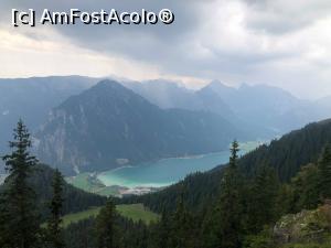 [P40] Achensee - Si urcam tot mai sus » foto by mishu
 - 
<span class="allrVoted glyphicon glyphicon-heart hidden" id="av1000429"></span>
<a class="m-l-10 hidden" id="sv1000429" onclick="voting_Foto_DelVot(,1000429,7577)" role="button">șterge vot <span class="glyphicon glyphicon-remove"></span></a>
<a id="v91000429" class=" c-red"  onclick="voting_Foto_SetVot(1000429)" role="button"><span class="glyphicon glyphicon-heart-empty"></span> <b>LIKE</b> = Votează poza</a> <img class="hidden"  id="f1000429W9" src="/imagini/loader.gif" border="0" /><span class="AjErrMes hidden" id="e1000429ErM"></span>