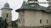[P38] curtea manastirii, biserica si turnul de la intrare » foto by cristi82d
 - 
<span class="allrVoted glyphicon glyphicon-heart hidden" id="av141826"></span>
<a class="m-l-10 hidden" id="sv141826" onclick="voting_Foto_DelVot(,141826,7583)" role="button">șterge vot <span class="glyphicon glyphicon-remove"></span></a>
<a id="v9141826" class=" c-red"  onclick="voting_Foto_SetVot(141826)" role="button"><span class="glyphicon glyphicon-heart-empty"></span> <b>LIKE</b> = Votează poza</a> <img class="hidden"  id="f141826W9" src="/imagini/loader.gif" border="0" /><span class="AjErrMes hidden" id="e141826ErM"></span>