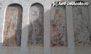 [P14] Picturi votive cu foşti monahi ai bisericii'Sf. Nicolae' de la MănăstireaRâşca, com. Bogdăneşti, jud. Suceava.  » foto by traian.leuca †
 - 
<span class="allrVoted glyphicon glyphicon-heart hidden" id="av432569"></span>
<a class="m-l-10 hidden" id="sv432569" onclick="voting_Foto_DelVot(,432569,7583)" role="button">șterge vot <span class="glyphicon glyphicon-remove"></span></a>
<a id="v9432569" class=" c-red"  onclick="voting_Foto_SetVot(432569)" role="button"><span class="glyphicon glyphicon-heart-empty"></span> <b>LIKE</b> = Votează poza</a> <img class="hidden"  id="f432569W9" src="/imagini/loader.gif" border="0" /><span class="AjErrMes hidden" id="e432569ErM"></span>