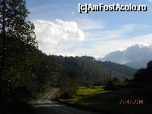 [P07] Peisaj din Valea Hentii, pe aici am continuat 10 km pana la Vladeasa » foto by Alina Morar
 - 
<span class="allrVoted glyphicon glyphicon-heart hidden" id="av142543"></span>
<a class="m-l-10 hidden" id="sv142543" onclick="voting_Foto_DelVot(,142543,7596)" role="button">șterge vot <span class="glyphicon glyphicon-remove"></span></a>
<a id="v9142543" class=" c-red"  onclick="voting_Foto_SetVot(142543)" role="button"><span class="glyphicon glyphicon-heart-empty"></span> <b>LIKE</b> = Votează poza</a> <img class="hidden"  id="f142543W9" src="/imagini/loader.gif" border="0" /><span class="AjErrMes hidden" id="e142543ErM"></span>