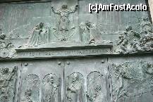 [P17] o scena biblica de pe usile catedralei » foto by liviadavidescu
 - 
<span class="allrVoted glyphicon glyphicon-heart hidden" id="av142496"></span>
<a class="m-l-10 hidden" id="sv142496" onclick="voting_Foto_DelVot(,142496,7597)" role="button">șterge vot <span class="glyphicon glyphicon-remove"></span></a>
<a id="v9142496" class=" c-red"  onclick="voting_Foto_SetVot(142496)" role="button"><span class="glyphicon glyphicon-heart-empty"></span> <b>LIKE</b> = Votează poza</a> <img class="hidden"  id="f142496W9" src="/imagini/loader.gif" border="0" /><span class="AjErrMes hidden" id="e142496ErM"></span>