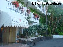 [P02] Intrarea in hotel » foto by crosby
 - 
<span class="allrVoted glyphicon glyphicon-heart hidden" id="av321880"></span>
<a class="m-l-10 hidden" id="sv321880" onclick="voting_Foto_DelVot(,321880,7611)" role="button">șterge vot <span class="glyphicon glyphicon-remove"></span></a>
<a id="v9321880" class=" c-red"  onclick="voting_Foto_SetVot(321880)" role="button"><span class="glyphicon glyphicon-heart-empty"></span> <b>LIKE</b> = Votează poza</a> <img class="hidden"  id="f321880W9" src="/imagini/loader.gif" border="0" /><span class="AjErrMes hidden" id="e321880ErM"></span>