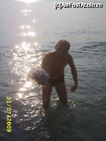 [P23] la vanatoare de meduze » foto by szik173
 - 
<span class="allrVoted glyphicon glyphicon-heart hidden" id="av154877"></span>
<a class="m-l-10 hidden" id="sv154877" onclick="voting_Foto_DelVot(,154877,7618)" role="button">șterge vot <span class="glyphicon glyphicon-remove"></span></a>
<a id="v9154877" class=" c-red"  onclick="voting_Foto_SetVot(154877)" role="button"><span class="glyphicon glyphicon-heart-empty"></span> <b>LIKE</b> = Votează poza</a> <img class="hidden"  id="f154877W9" src="/imagini/loader.gif" border="0" /><span class="AjErrMes hidden" id="e154877ErM"></span>