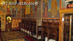 [P06] Detaliu din pronaos. Biserica și-a pierdut atributul de ”albă”, adică nepictată (la fel ca la Mănăstirea Putna), fiind pictată interior în perioada 2002-2009 » foto by Lucien
 - 
<span class="allrVoted glyphicon glyphicon-heart hidden" id="av837730"></span>
<a class="m-l-10 hidden" id="sv837730" onclick="voting_Foto_DelVot(,837730,7619)" role="button">șterge vot <span class="glyphicon glyphicon-remove"></span></a>
<a id="v9837730" class=" c-red"  onclick="voting_Foto_SetVot(837730)" role="button"><span class="glyphicon glyphicon-heart-empty"></span> <b>LIKE</b> = Votează poza</a> <img class="hidden"  id="f837730W9" src="/imagini/loader.gif" border="0" /><span class="AjErrMes hidden" id="e837730ErM"></span>