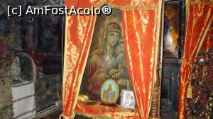 [P15] Icoana împărătească a Sfinei Fecioare cu Pruncul » foto by Lucien
 - 
<span class="allrVoted glyphicon glyphicon-heart hidden" id="av840040"></span>
<a class="m-l-10 hidden" id="sv840040" onclick="voting_Foto_DelVot(,840040,7619)" role="button">șterge vot <span class="glyphicon glyphicon-remove"></span></a>
<a id="v9840040" class=" c-red"  onclick="voting_Foto_SetVot(840040)" role="button"><span class="glyphicon glyphicon-heart-empty"></span> <b>LIKE</b> = Votează poza</a> <img class="hidden"  id="f840040W9" src="/imagini/loader.gif" border="0" /><span class="AjErrMes hidden" id="e840040ErM"></span>