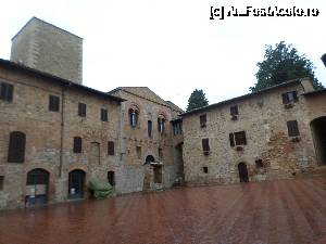 [P12] popas printre cladiri si turnuri istorice ale orasului » foto by amero
 - 
<span class="allrVoted glyphicon glyphicon-heart hidden" id="av694213"></span>
<a class="m-l-10 hidden" id="sv694213" onclick="voting_Foto_DelVot(,694213,7623)" role="button">șterge vot <span class="glyphicon glyphicon-remove"></span></a>
<a id="v9694213" class=" c-red"  onclick="voting_Foto_SetVot(694213)" role="button"><span class="glyphicon glyphicon-heart-empty"></span> <b>LIKE</b> = Votează poza</a> <img class="hidden"  id="f694213W9" src="/imagini/loader.gif" border="0" /><span class="AjErrMes hidden" id="e694213ErM"></span>