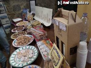 [P06] oferta la degustare, vin, dulciuri locale » foto by amero
 - 
<span class="allrVoted glyphicon glyphicon-heart hidden" id="av694207"></span>
<a class="m-l-10 hidden" id="sv694207" onclick="voting_Foto_DelVot(,694207,7623)" role="button">șterge vot <span class="glyphicon glyphicon-remove"></span></a>
<a id="v9694207" class=" c-red"  onclick="voting_Foto_SetVot(694207)" role="button"><span class="glyphicon glyphicon-heart-empty"></span> <b>LIKE</b> = Votează poza</a> <img class="hidden"  id="f694207W9" src="/imagini/loader.gif" border="0" /><span class="AjErrMes hidden" id="e694207ErM"></span>