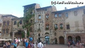 [P07] Piazza della Cisterna - Palazzo Tortoli » foto by Mika
 - 
<span class="allrVoted glyphicon glyphicon-heart hidden" id="av677074"></span>
<a class="m-l-10 hidden" id="sv677074" onclick="voting_Foto_DelVot(,677074,7623)" role="button">șterge vot <span class="glyphicon glyphicon-remove"></span></a>
<a id="v9677074" class=" c-red"  onclick="voting_Foto_SetVot(677074)" role="button"><span class="glyphicon glyphicon-heart-empty"></span> <b>LIKE</b> = Votează poza</a> <img class="hidden"  id="f677074W9" src="/imagini/loader.gif" border="0" /><span class="AjErrMes hidden" id="e677074ErM"></span>