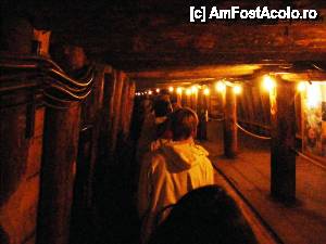 [P15] Salina - grupul așteaptă în tren » foto by makuy*
 - 
<span class="allrVoted glyphicon glyphicon-heart hidden" id="av437101"></span>
<a class="m-l-10 hidden" id="sv437101" onclick="voting_Foto_DelVot(,437101,7626)" role="button">șterge vot <span class="glyphicon glyphicon-remove"></span></a>
<a id="v9437101" class=" c-red"  onclick="voting_Foto_SetVot(437101)" role="button"><span class="glyphicon glyphicon-heart-empty"></span> <b>LIKE</b> = Votează poza</a> <img class="hidden"  id="f437101W9" src="/imagini/loader.gif" border="0" /><span class="AjErrMes hidden" id="e437101ErM"></span>