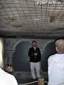 [P07] cu ghidul inainte de barcuta:) » foto by irma_ro*
 - 
<span class="allrVoted glyphicon glyphicon-heart hidden" id="av144149"></span>
<a class="m-l-10 hidden" id="sv144149" onclick="voting_Foto_DelVot(,144149,7626)" role="button">șterge vot <span class="glyphicon glyphicon-remove"></span></a>
<a id="v9144149" class=" c-red"  onclick="voting_Foto_SetVot(144149)" role="button"><span class="glyphicon glyphicon-heart-empty"></span> <b>LIKE</b> = Votează poza</a> <img class="hidden"  id="f144149W9" src="/imagini/loader.gif" border="0" /><span class="AjErrMes hidden" id="e144149ErM"></span>