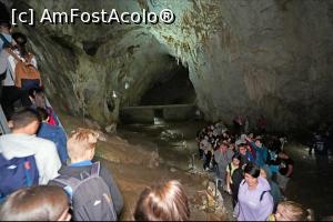 [P02] Peștera Meziad, Munții Pădurea Craiului, Bihor, se vede poarta de la intrare, văzută din interior. » foto by Mioritik
 - 
<span class="allrVoted glyphicon glyphicon-heart hidden" id="av1288233"></span>
<a class="m-l-10 hidden" id="sv1288233" onclick="voting_Foto_DelVot(,1288233,7668)" role="button">șterge vot <span class="glyphicon glyphicon-remove"></span></a>
<a id="v91288233" class=" c-red"  onclick="voting_Foto_SetVot(1288233)" role="button"><span class="glyphicon glyphicon-heart-empty"></span> <b>LIKE</b> = Votează poza</a> <img class="hidden"  id="f1288233W9" src="/imagini/loader.gif" border="0" /><span class="AjErrMes hidden" id="e1288233ErM"></span>