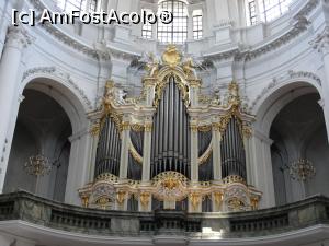 [P14] Katolische Hofkirche - orga » foto by RoxanaGRS
 - 
<span class="allrVoted glyphicon glyphicon-heart hidden" id="av1098895"></span>
<a class="m-l-10 hidden" id="sv1098895" onclick="voting_Foto_DelVot(,1098895,7690)" role="button">șterge vot <span class="glyphicon glyphicon-remove"></span></a>
<a id="v91098895" class=" c-red"  onclick="voting_Foto_SetVot(1098895)" role="button"><span class="glyphicon glyphicon-heart-empty"></span> <b>LIKE</b> = Votează poza</a> <img class="hidden"  id="f1098895W9" src="/imagini/loader.gif" border="0" /><span class="AjErrMes hidden" id="e1098895ErM"></span>