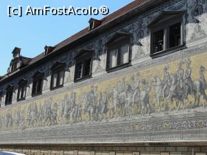 [P05] Furstenzug - procesiunea nobililor saxoni, lucrare din plăci de porțelan de Meissen » foto by RoxanaGRS
 - 
<span class="allrVoted glyphicon glyphicon-heart hidden" id="av1098873"></span>
<a class="m-l-10 hidden" id="sv1098873" onclick="voting_Foto_DelVot(,1098873,7690)" role="button">șterge vot <span class="glyphicon glyphicon-remove"></span></a>
<a id="v91098873" class=" c-red"  onclick="voting_Foto_SetVot(1098873)" role="button"><span class="glyphicon glyphicon-heart-empty"></span> <b>LIKE</b> = Votează poza</a> <img class="hidden"  id="f1098873W9" src="/imagini/loader.gif" border="0" /><span class="AjErrMes hidden" id="e1098873ErM"></span>