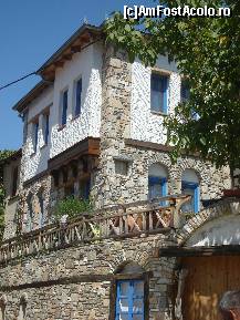 [P15] casa in Kazaviti » foto by gabivl
 - 
<span class="allrVoted glyphicon glyphicon-heart hidden" id="av148203"></span>
<a class="m-l-10 hidden" id="sv148203" onclick="voting_Foto_DelVot(,148203,7698)" role="button">șterge vot <span class="glyphicon glyphicon-remove"></span></a>
<a id="v9148203" class=" c-red"  onclick="voting_Foto_SetVot(148203)" role="button"><span class="glyphicon glyphicon-heart-empty"></span> <b>LIKE</b> = Votează poza</a> <img class="hidden"  id="f148203W9" src="/imagini/loader.gif" border="0" /><span class="AjErrMes hidden" id="e148203ErM"></span>
