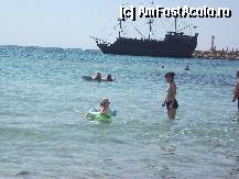 [P16] Farul si Perla Neagra,o ambarcatiune recomandata familiilor cu copii pentru o excursie,cu pranz inclus » foto by georgiana
 - 
<span class="allrVoted glyphicon glyphicon-heart hidden" id="av278699"></span>
<a class="m-l-10 hidden" id="sv278699" onclick="voting_Foto_DelVot(,278699,7721)" role="button">șterge vot <span class="glyphicon glyphicon-remove"></span></a>
<a id="v9278699" class=" c-red"  onclick="voting_Foto_SetVot(278699)" role="button"><span class="glyphicon glyphicon-heart-empty"></span> <b>LIKE</b> = Votează poza</a> <img class="hidden"  id="f278699W9" src="/imagini/loader.gif" border="0" /><span class="AjErrMes hidden" id="e278699ErM"></span>