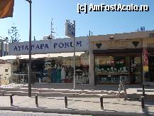 [P23] Magazin  situat pe aceeasi strada cu Biroul de Informare turistica » foto by georgiana
 - 
<span class="allrVoted glyphicon glyphicon-heart hidden" id="av278744"></span>
<a class="m-l-10 hidden" id="sv278744" onclick="voting_Foto_DelVot(,278744,7721)" role="button">șterge vot <span class="glyphicon glyphicon-remove"></span></a>
<a id="v9278744" class=" c-red"  onclick="voting_Foto_SetVot(278744)" role="button"><span class="glyphicon glyphicon-heart-empty"></span> <b>LIKE</b> = Votează poza</a> <img class="hidden"  id="f278744W9" src="/imagini/loader.gif" border="0" /><span class="AjErrMes hidden" id="e278744ErM"></span>