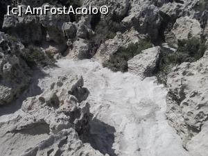 [P15] Inapoi, la locul meu preferat, cocotat pe crestele anfractuase ale scweitzerului de piatra. Apare si o mini-plaja.  » foto by dorgo
 - 
<span class="allrVoted glyphicon glyphicon-heart hidden" id="av849323"></span>
<a class="m-l-10 hidden" id="sv849323" onclick="voting_Foto_DelVot(,849323,7721)" role="button">șterge vot <span class="glyphicon glyphicon-remove"></span></a>
<a id="v9849323" class=" c-red"  onclick="voting_Foto_SetVot(849323)" role="button"><span class="glyphicon glyphicon-heart-empty"></span> <b>LIKE</b> = Votează poza</a> <img class="hidden"  id="f849323W9" src="/imagini/loader.gif" border="0" /><span class="AjErrMes hidden" id="e849323ErM"></span>