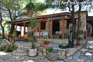 [P15] Taverna de langa Micenian Tombs » foto by Gabise
 - 
<span class="allrVoted glyphicon glyphicon-heart hidden" id="av529879"></span>
<a class="m-l-10 hidden" id="sv529879" onclick="voting_Foto_DelVot(,529879,7733)" role="button">șterge vot <span class="glyphicon glyphicon-remove"></span></a>
<a id="v9529879" class=" c-red"  onclick="voting_Foto_SetVot(529879)" role="button"><span class="glyphicon glyphicon-heart-empty"></span> <b>LIKE</b> = Votează poza</a> <img class="hidden"  id="f529879W9" src="/imagini/loader.gif" border="0" /><span class="AjErrMes hidden" id="e529879ErM"></span>