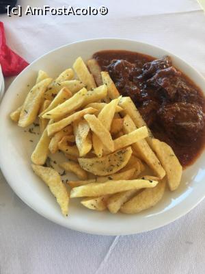 [P06] Vită în sos tomat » foto by Artiglio
 - 
<span class="allrVoted glyphicon glyphicon-heart hidden" id="av1271951"></span>
<a class="m-l-10 hidden" id="sv1271951" onclick="voting_Foto_DelVot(,1271951,7733)" role="button">șterge vot <span class="glyphicon glyphicon-remove"></span></a>
<a id="v91271951" class=" c-red"  onclick="voting_Foto_SetVot(1271951)" role="button"><span class="glyphicon glyphicon-heart-empty"></span> <b>LIKE</b> = Votează poza</a> <img class="hidden"  id="f1271951W9" src="/imagini/loader.gif" border="0" /><span class="AjErrMes hidden" id="e1271951ErM"></span>