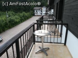[P15] Balcon mare, cu o măsuță și două scaune » foto by Mika
 - 
<span class="allrVoted glyphicon glyphicon-heart hidden" id="av1168882"></span>
<a class="m-l-10 hidden" id="sv1168882" onclick="voting_Foto_DelVot(,1168882,7758)" role="button">șterge vot <span class="glyphicon glyphicon-remove"></span></a>
<a id="v91168882" class=" c-red"  onclick="voting_Foto_SetVot(1168882)" role="button"><span class="glyphicon glyphicon-heart-empty"></span> <b>LIKE</b> = Votează poza</a> <img class="hidden"  id="f1168882W9" src="/imagini/loader.gif" border="0" /><span class="AjErrMes hidden" id="e1168882ErM"></span>