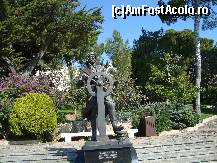 [P12] Statui ce impodobesc Gradinile Martin » foto by mireille
 - 
<span class="allrVoted glyphicon glyphicon-heart hidden" id="av414267"></span>
<a class="m-l-10 hidden" id="sv414267" onclick="voting_Foto_DelVot(,414267,7768)" role="button">șterge vot <span class="glyphicon glyphicon-remove"></span></a>
<a id="v9414267" class=" c-red"  onclick="voting_Foto_SetVot(414267)" role="button"><span class="glyphicon glyphicon-heart-empty"></span> <b>LIKE</b> = Votează poza</a> <img class="hidden"  id="f414267W9" src="/imagini/loader.gif" border="0" /><span class="AjErrMes hidden" id="e414267ErM"></span>