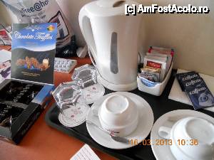 [P08] Ceaiul și cafeaua free.  » foto by pepsi70ro
 - 
<span class="allrVoted glyphicon glyphicon-heart hidden" id="av410594"></span>
<a class="m-l-10 hidden" id="sv410594" onclick="voting_Foto_DelVot(,410594,7773)" role="button">șterge vot <span class="glyphicon glyphicon-remove"></span></a>
<a id="v9410594" class=" c-red"  onclick="voting_Foto_SetVot(410594)" role="button"><span class="glyphicon glyphicon-heart-empty"></span> <b>LIKE</b> = Votează poza</a> <img class="hidden"  id="f410594W9" src="/imagini/loader.gif" border="0" /><span class="AjErrMes hidden" id="e410594ErM"></span>