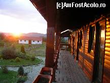 [P02] Terasa pensiunii » foto by micheline
 - 
<span class="allrVoted glyphicon glyphicon-heart hidden" id="av151866"></span>
<a class="m-l-10 hidden" id="sv151866" onclick="voting_Foto_DelVot(,151866,7790)" role="button">șterge vot <span class="glyphicon glyphicon-remove"></span></a>
<a id="v9151866" class=" c-red"  onclick="voting_Foto_SetVot(151866)" role="button"><span class="glyphicon glyphicon-heart-empty"></span> <b>LIKE</b> = Votează poza</a> <img class="hidden"  id="f151866W9" src="/imagini/loader.gif" border="0" /><span class="AjErrMes hidden" id="e151866ErM"></span>