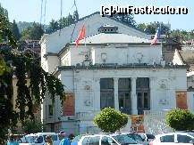 [P19] Alt teatru in acel orasel provincial Evian les Bains...deh...suntem in Franta doar!!! » foto by ileanaxperta*
 - 
<span class="allrVoted glyphicon glyphicon-heart hidden" id="av296804"></span>
<a class="m-l-10 hidden" id="sv296804" onclick="voting_Foto_DelVot(,296804,7805)" role="button">șterge vot <span class="glyphicon glyphicon-remove"></span></a>
<a id="v9296804" class=" c-red"  onclick="voting_Foto_SetVot(296804)" role="button"><span class="glyphicon glyphicon-heart-empty"></span> <b>LIKE</b> = Votează poza</a> <img class="hidden"  id="f296804W9" src="/imagini/loader.gif" border="0" /><span class="AjErrMes hidden" id="e296804ErM"></span>