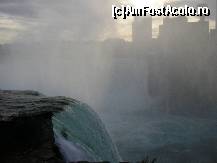 [P17] imagine luata inainte de lasarea serii de pe Observation Tower, cladirile printre stropii de apa de pe malul canadian » foto by grecudoina
 - 
<span class="allrVoted glyphicon glyphicon-heart hidden" id="av414949"></span>
<a class="m-l-10 hidden" id="sv414949" onclick="voting_Foto_DelVot(,414949,7817)" role="button">șterge vot <span class="glyphicon glyphicon-remove"></span></a>
<a id="v9414949" class=" c-red"  onclick="voting_Foto_SetVot(414949)" role="button"><span class="glyphicon glyphicon-heart-empty"></span> <b>LIKE</b> = Votează poza</a> <img class="hidden"  id="f414949W9" src="/imagini/loader.gif" border="0" /><span class="AjErrMes hidden" id="e414949ErM"></span>