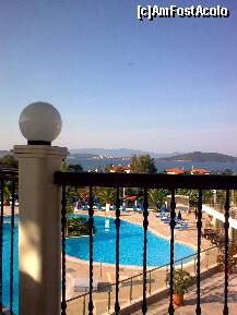 [P10] Priveliste de pe terasa restaurantului. Dimineata, in timpul micului dejun. Nu au inceput sa se deplaseze yachturile si nici ferryboat-ul. » foto by Aeerdna*
 - 
<span class="allrVoted glyphicon glyphicon-heart hidden" id="av152887"></span>
<a class="m-l-10 hidden" id="sv152887" onclick="voting_Foto_DelVot(,152887,7829)" role="button">șterge vot <span class="glyphicon glyphicon-remove"></span></a>
<a id="v9152887" class=" c-red"  onclick="voting_Foto_SetVot(152887)" role="button"><span class="glyphicon glyphicon-heart-empty"></span> <b>LIKE</b> = Votează poza</a> <img class="hidden"  id="f152887W9" src="/imagini/loader.gif" border="0" /><span class="AjErrMes hidden" id="e152887ErM"></span>