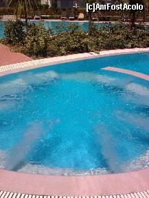 [P28] Jacuzzi. Dupa masaj, daca intrai in bazinul de inot, te simteai minunat » foto by Aeerdna*
 - 
<span class="allrVoted glyphicon glyphicon-heart hidden" id="av152905"></span>
<a class="m-l-10 hidden" id="sv152905" onclick="voting_Foto_DelVot(,152905,7829)" role="button">șterge vot <span class="glyphicon glyphicon-remove"></span></a>
<a id="v9152905" class=" c-red"  onclick="voting_Foto_SetVot(152905)" role="button"><span class="glyphicon glyphicon-heart-empty"></span> <b>LIKE</b> = Votează poza</a> <img class="hidden"  id="f152905W9" src="/imagini/loader.gif" border="0" /><span class="AjErrMes hidden" id="e152905ErM"></span>