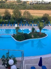 [P34] M-am lamurit: piscina este albastra din cauza sezlongurilor! » foto by Aeerdna*
 - 
<span class="allrVoted glyphicon glyphicon-heart hidden" id="av152911"></span>
<a class="m-l-10 hidden" id="sv152911" onclick="voting_Foto_DelVot(,152911,7829)" role="button">șterge vot <span class="glyphicon glyphicon-remove"></span></a>
<a id="v9152911" class=" c-red"  onclick="voting_Foto_SetVot(152911)" role="button"><span class="glyphicon glyphicon-heart-empty"></span> <b>LIKE</b> = Votează poza</a> <img class="hidden"  id="f152911W9" src="/imagini/loader.gif" border="0" /><span class="AjErrMes hidden" id="e152911ErM"></span>