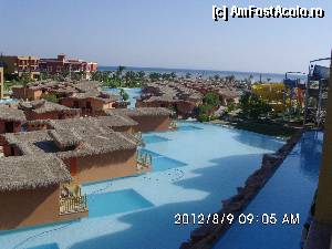 [P01] Vederea de pe balcon: X » foto by crinutza09*
 - 
<span class="allrVoted glyphicon glyphicon-heart hidden" id="av356277"></span>
<a class="m-l-10 hidden" id="sv356277" onclick="voting_Foto_DelVot(,356277,7832)" role="button">șterge vot <span class="glyphicon glyphicon-remove"></span></a>
<a id="v9356277" class=" c-red"  onclick="voting_Foto_SetVot(356277)" role="button"><span class="glyphicon glyphicon-heart-empty"></span> <b>LIKE</b> = Votează poza</a> <img class="hidden"  id="f356277W9" src="/imagini/loader.gif" border="0" /><span class="AjErrMes hidden" id="e356277ErM"></span>