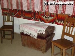 [P13] Interiorul casei Năruja - lada de zestre.  » foto by Floryn81
 - 
<span class="allrVoted glyphicon glyphicon-heart hidden" id="av482169"></span>
<a class="m-l-10 hidden" id="sv482169" onclick="voting_Foto_DelVot(,482169,7833)" role="button">șterge vot <span class="glyphicon glyphicon-remove"></span></a>
<a id="v9482169" class=" c-red"  onclick="voting_Foto_SetVot(482169)" role="button"><span class="glyphicon glyphicon-heart-empty"></span> <b>LIKE</b> = Votează poza</a> <img class="hidden"  id="f482169W9" src="/imagini/loader.gif" border="0" /><span class="AjErrMes hidden" id="e482169ErM"></span>