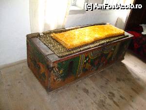 [P50] Lada de zestre de la Casa Jariștea.  » foto by Floryn81
 - 
<span class="allrVoted glyphicon glyphicon-heart hidden" id="av482206"></span>
<a class="m-l-10 hidden" id="sv482206" onclick="voting_Foto_DelVot(,482206,7833)" role="button">șterge vot <span class="glyphicon glyphicon-remove"></span></a>
<a id="v9482206" class=" c-red"  onclick="voting_Foto_SetVot(482206)" role="button"><span class="glyphicon glyphicon-heart-empty"></span> <b>LIKE</b> = Votează poza</a> <img class="hidden"  id="f482206W9" src="/imagini/loader.gif" border="0" /><span class="AjErrMes hidden" id="e482206ErM"></span>
