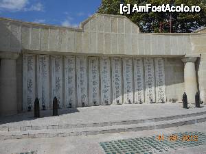 [P34] Mărăşti - Mausoleului Eroilor.  » foto by iulianic
 - 
<span class="allrVoted glyphicon glyphicon-heart hidden" id="av465300"></span>
<a class="m-l-10 hidden" id="sv465300" onclick="voting_Foto_DelVot(,465300,7833)" role="button">șterge vot <span class="glyphicon glyphicon-remove"></span></a>
<a id="v9465300" class=" c-red"  onclick="voting_Foto_SetVot(465300)" role="button"><span class="glyphicon glyphicon-heart-empty"></span> <b>LIKE</b> = Votează poza</a> <img class="hidden"  id="f465300W9" src="/imagini/loader.gif" border="0" /><span class="AjErrMes hidden" id="e465300ErM"></span>