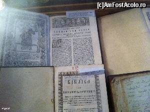[P15] Cărți bisericești, tipărite pe la 1732 » foto by Yersinia Pestis
 - 
<span class="allrVoted glyphicon glyphicon-heart hidden" id="av598067"></span>
<a class="m-l-10 hidden" id="sv598067" onclick="voting_Foto_DelVot(,598067,7833)" role="button">șterge vot <span class="glyphicon glyphicon-remove"></span></a>
<a id="v9598067" class=" c-red"  onclick="voting_Foto_SetVot(598067)" role="button"><span class="glyphicon glyphicon-heart-empty"></span> <b>LIKE</b> = Votează poza</a> <img class="hidden"  id="f598067W9" src="/imagini/loader.gif" border="0" /><span class="AjErrMes hidden" id="e598067ErM"></span>
