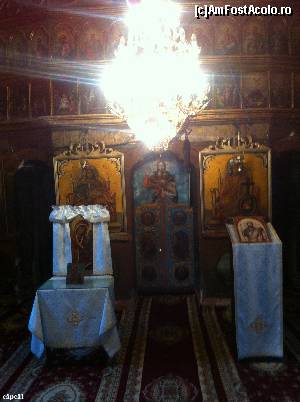 [P21] Catapeteasma și icoanele de la Altar » foto by Yersinia Pestis
 - 
<span class="allrVoted glyphicon glyphicon-heart hidden" id="av598073"></span>
<a class="m-l-10 hidden" id="sv598073" onclick="voting_Foto_DelVot(,598073,7833)" role="button">șterge vot <span class="glyphicon glyphicon-remove"></span></a>
<a id="v9598073" class=" c-red"  onclick="voting_Foto_SetVot(598073)" role="button"><span class="glyphicon glyphicon-heart-empty"></span> <b>LIKE</b> = Votează poza</a> <img class="hidden"  id="f598073W9" src="/imagini/loader.gif" border="0" /><span class="AjErrMes hidden" id="e598073ErM"></span>