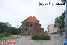 [P12] Biserica Sf. Martin, singura rămăşiţă din vechiul castel regal al dinastiei Piast » foto by Costi
 - 
<span class="allrVoted glyphicon glyphicon-heart hidden" id="av278844"></span>
<a class="m-l-10 hidden" id="sv278844" onclick="voting_Foto_DelVot(,278844,7843)" role="button">șterge vot <span class="glyphicon glyphicon-remove"></span></a>
<a id="v9278844" class=" c-red"  onclick="voting_Foto_SetVot(278844)" role="button"><span class="glyphicon glyphicon-heart-empty"></span> <b>LIKE</b> = Votează poza</a> <img class="hidden"  id="f278844W9" src="/imagini/loader.gif" border="0" /><span class="AjErrMes hidden" id="e278844ErM"></span>